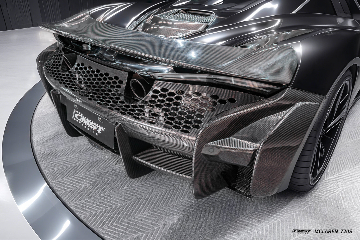 CMST McLaren 720s Full Dry Carbon Kit