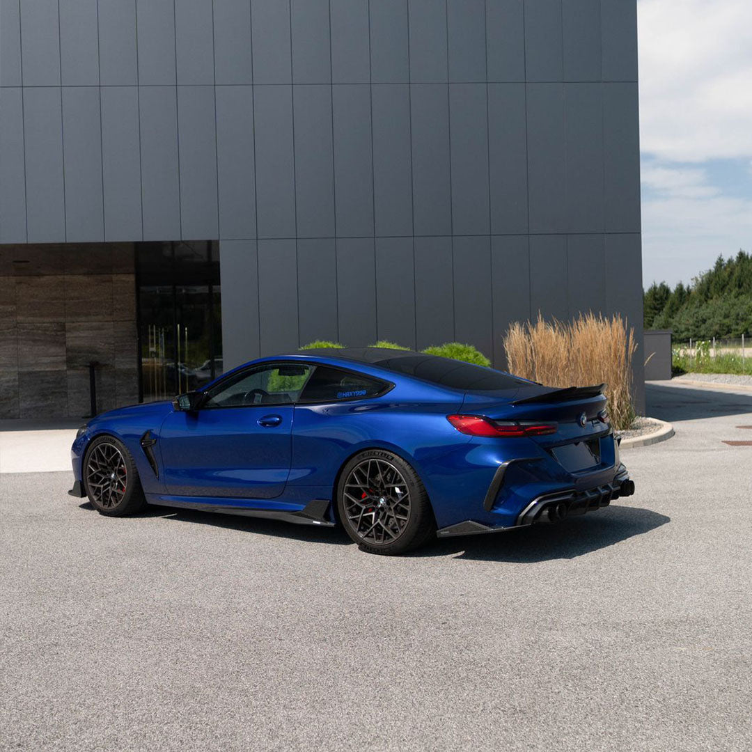 SOOQOO BMW G16 / M8 F93 Carbon Fiber Side Skirt