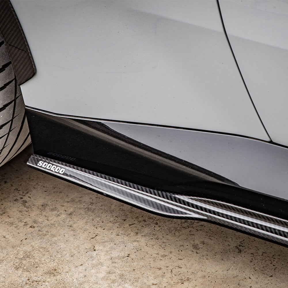SOOQOO BMW G42 Carbon Fiber Side Skirt